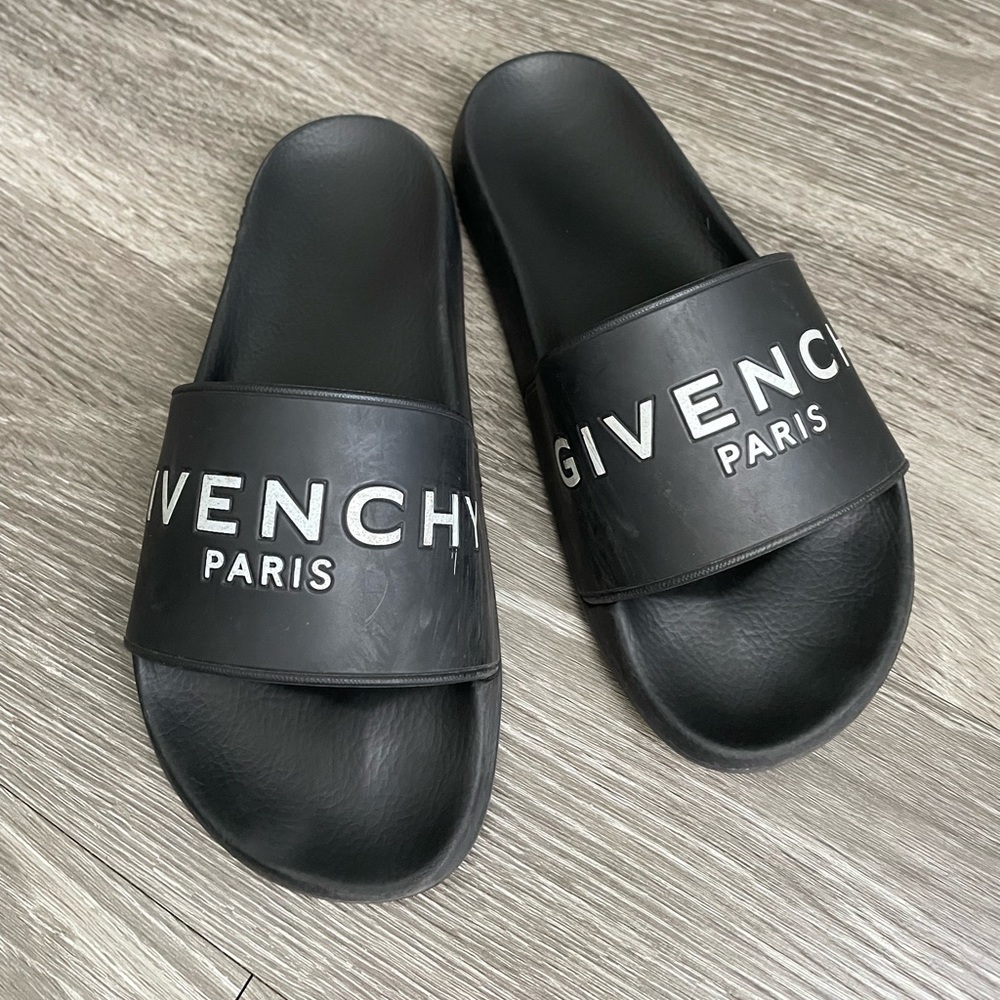 Givenchy Pool Slides